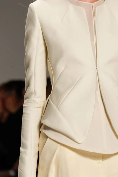 Look 34